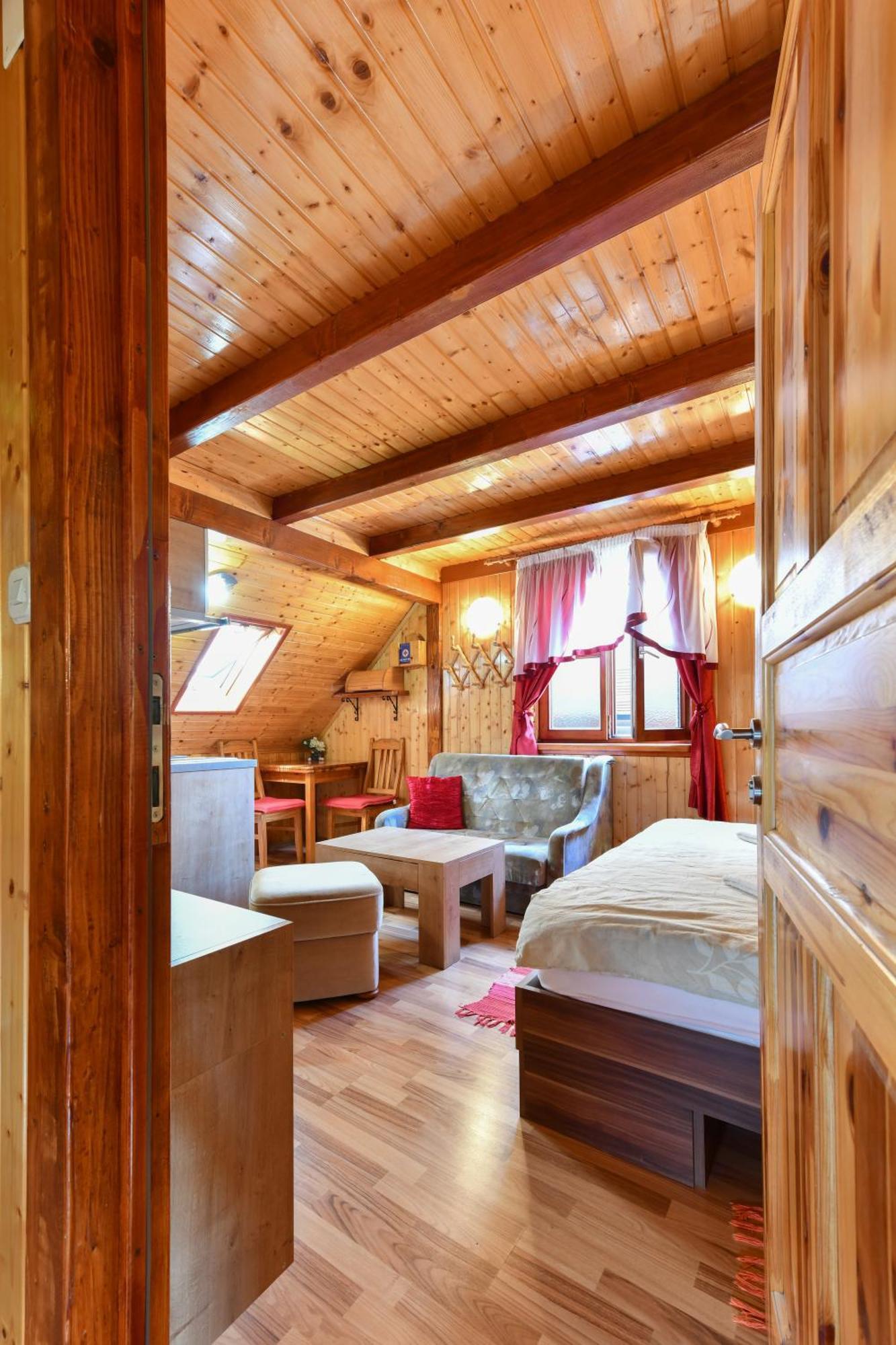 Guest House Martin Korana Dış mekan fotoğraf