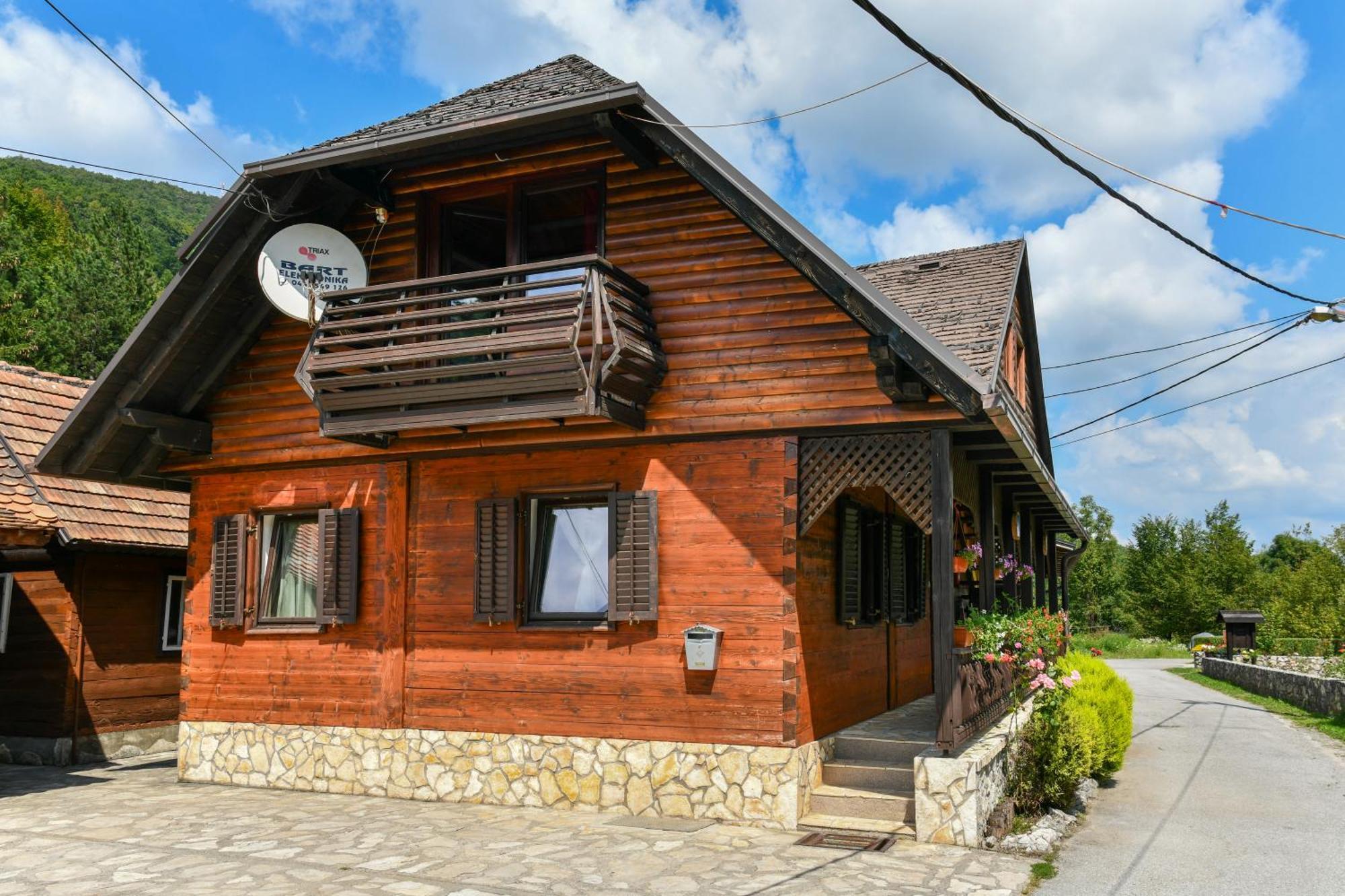 Guest House Martin Korana Dış mekan fotoğraf