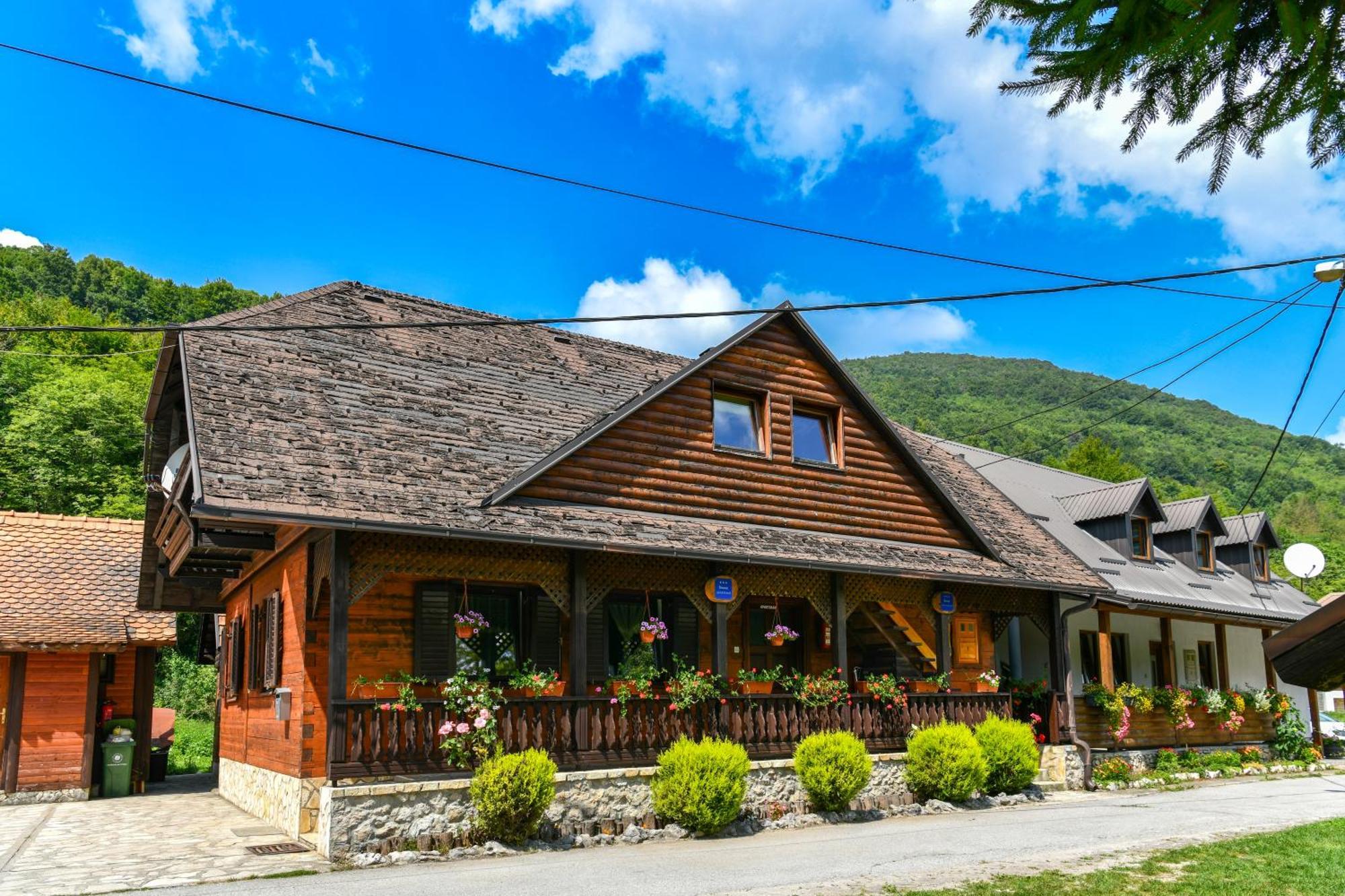 Guest House Martin Korana Dış mekan fotoğraf